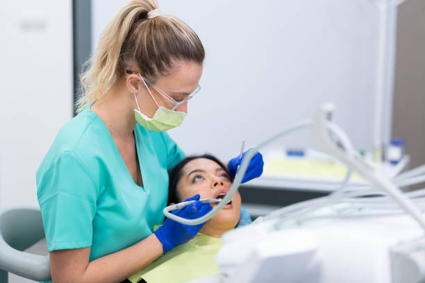 Best Broken or Cracked Tooth Emergency Dentist in Amerin Nyon, CA
